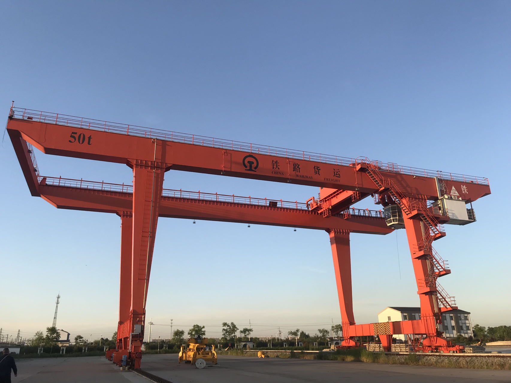 軌道式集裝箱門式起重機