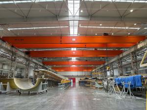 新型雙梁吊鉤橋式起重機(jī)